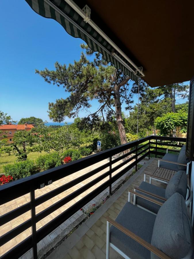 Active Chillax Oasis Apartments Ankaran Extérieur photo
